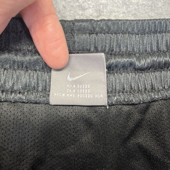 Nike Silver Tag Basketball Gym Shorts Men’s L Large Black Gray Vintage Y2K - Picture 9 of 16